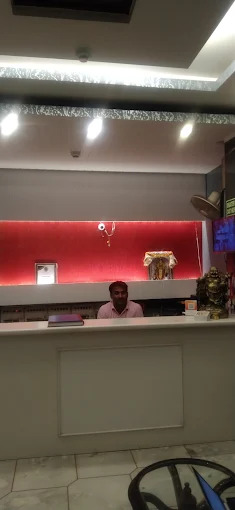 24-hour front desk and reception at Hotel Delhi Empire DX in Central Delhi